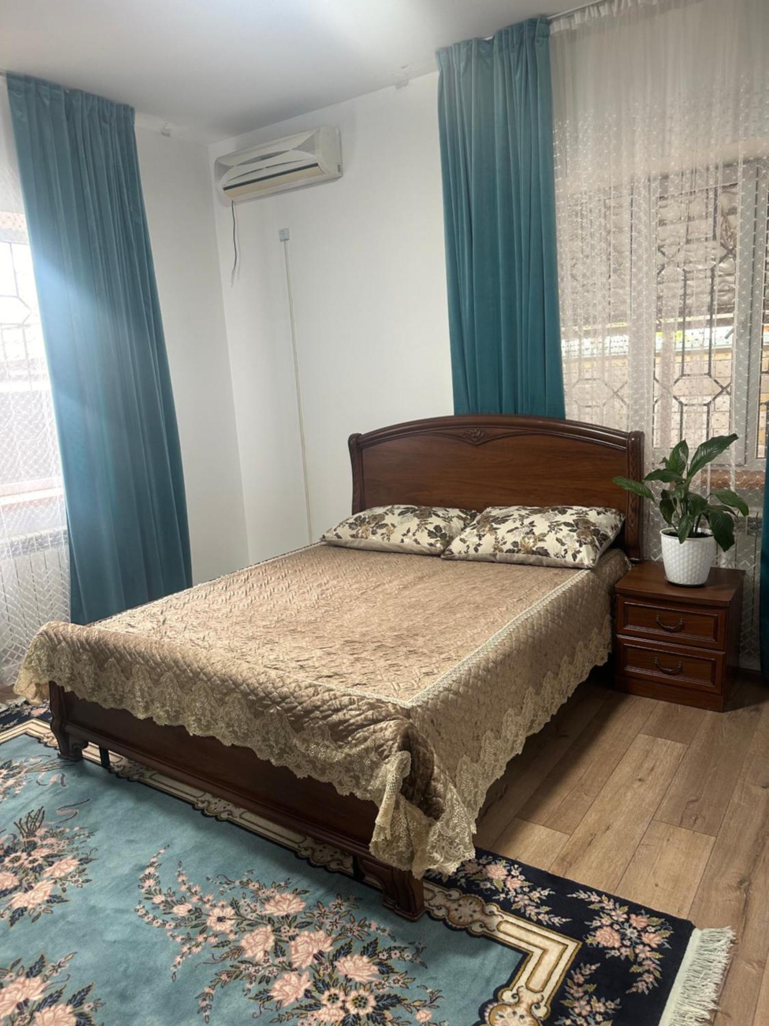 Amanat-Guesthouse-Bishkek 1 외부 사진